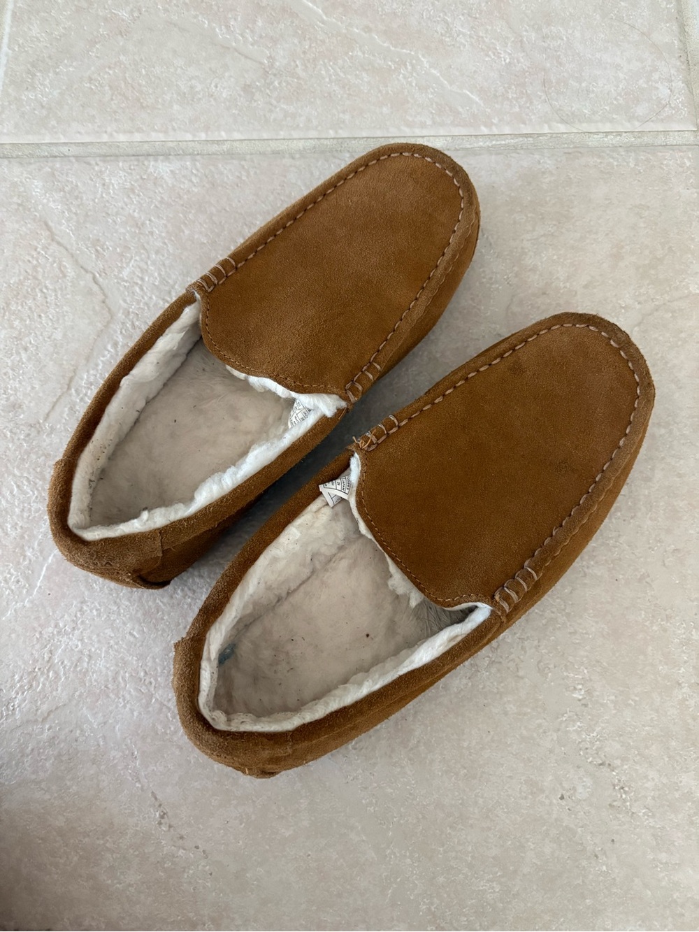 Men’s Koolaburra by UGG Tipton Suede Moccasin Slippers - Size 11